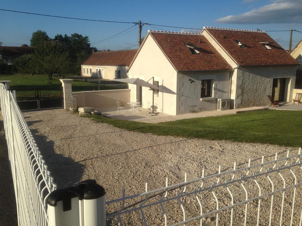 La Grange De La Chaise Saint-Georges-sur-Cher Room photo